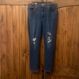 Levi’s 721 high rise skinny jeans